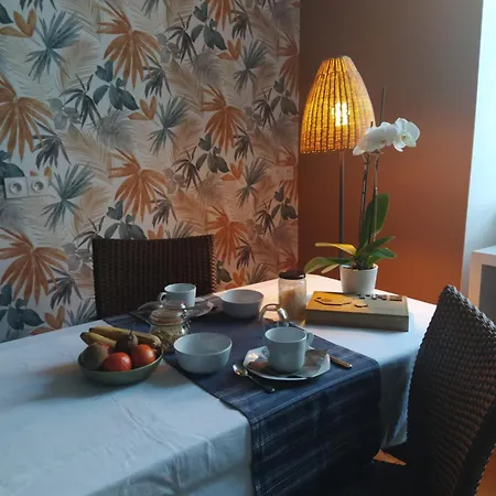 Bed & Breakfast Modes Et Cafe Epargnes