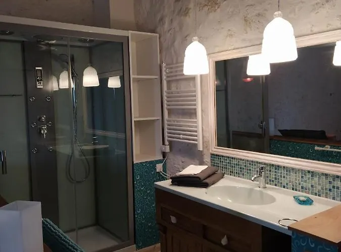 Modes Et Café 3* Epargnes